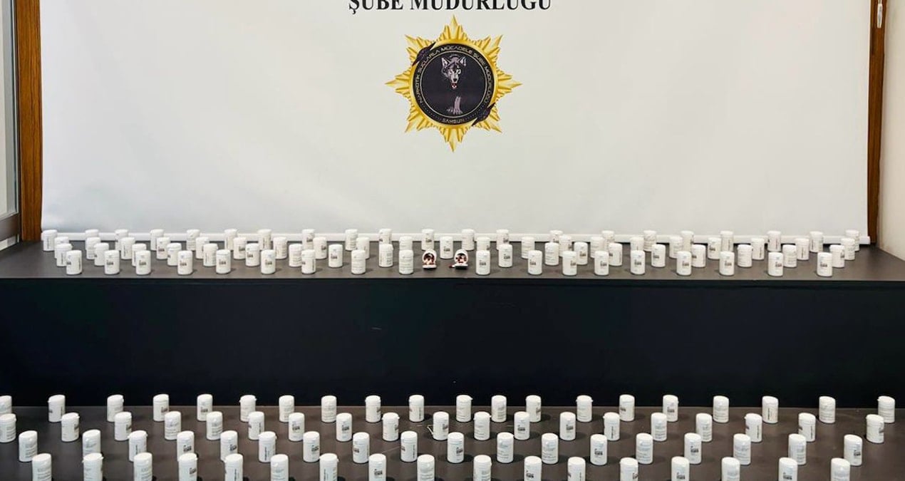 Samsun’da binlerce sentetik ecza hapı ele geçirildi