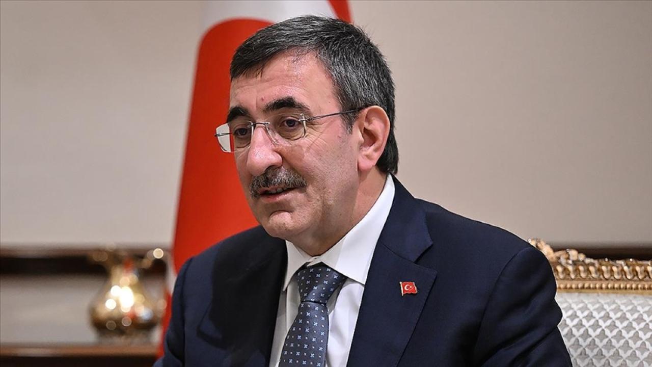 Cevdet Yılmaz: İhracatçılarımızın yanında olmaya devam edeceğiz